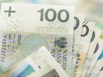 2610 zł miesięcznie. Wypłaty ruszą 10 listopada