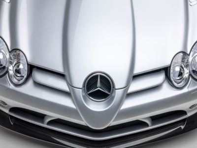 Ten Mercedes SLR McLaren zyskał drugą młodość i teraz trafi na aukcję!