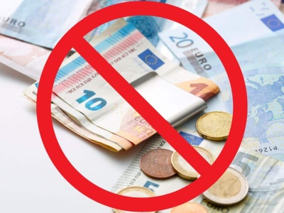 Unia Europejska wkrótce zakaże gotówki? Sprawdzamy co zawierają nowe przepisy