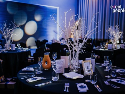 Eventy firmowe w Krakowie: Najlepsze pomysły na wyjątkowe spotkania