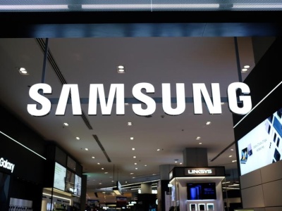 Bój o mobilne płatności. Samsung uruchamia usługę Samsung Pay i rzuca wyzwanie Blikowi