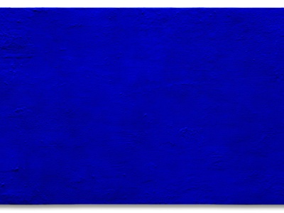 Rekord w Christie’s! Kultowy błękit Yves’a Kleina sprzedany za 21,4 mln dolarów