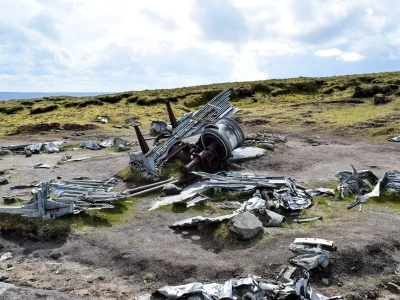 Samolot z turystami runął na ziemię. 12 osób nie żyje