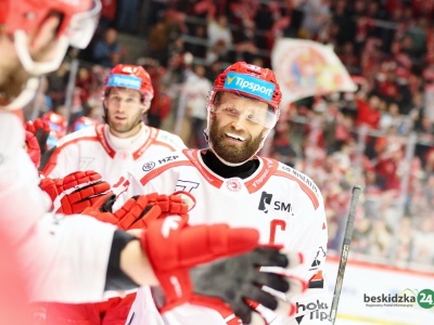 Trzynieccy Oceláři się nie zatrzymują. Ósma wygrana z rzędu | ZDJĘCIA