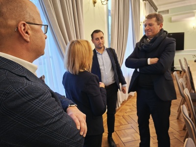 PIT zadowolony z zapowiedzi zmiany Karty Nauczyciela. „Załamanie w wycieczkach szkolnych”