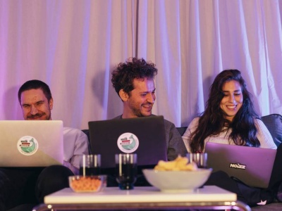 Zorganizowaliśmy domówkę w stylu LAN party, żeby przetestować najpopularniejsze gry sieciowe