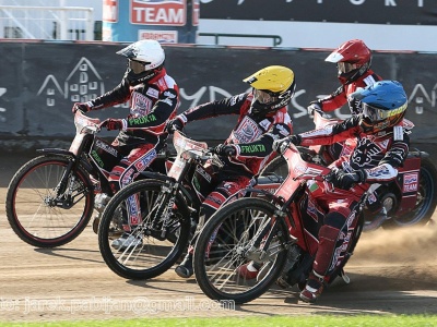 Żużel. On też mógł trafić do Ostrowa, było bardzo blisko! Dlaczego wybrali Czugunowa?