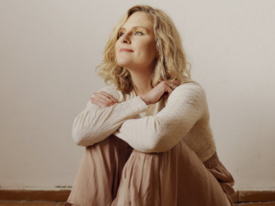 Debiutancki album Serenity ukaże się 12 listopada 2025 roku