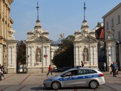 Atak siekierą na UW. Zakończyła się obserwacja Mieszka R.