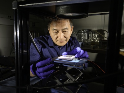 Czarny metal odmieni energetykę słoneczną. Nawet 15 razy wyższa moc niż dotychczas