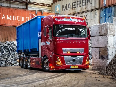 Już 250 milionów kilometrów na prądzie – wspólny wynik elektryków Volvo Trucks