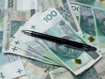 Prokuratura: z kont 490 klientów banku Santander skradziono 2,2 mln zł (