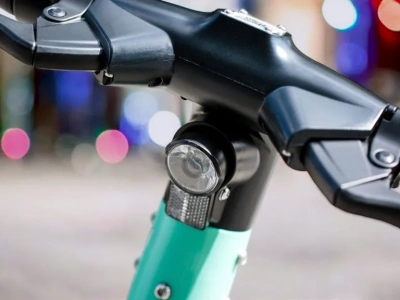 Hulajnoga i alkohol = 2 600 zł mandatu dla 19-latka