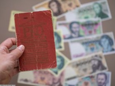 Masz stare dokumenty z czasów PRL? Mogą być warte 20 tys. zł