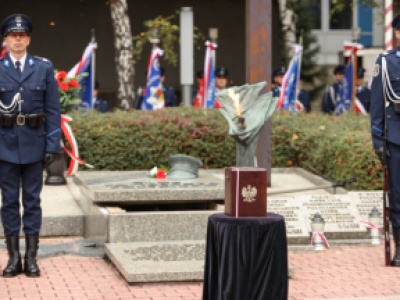 W Grobie Policjanta Polskiego w Katowicach pochowano szczątki ofiary zbrodni katyńskiej