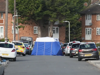 Nachodźca zaatakował nożem trzy osoby, w tym dziecko