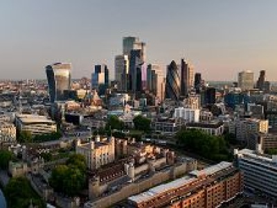 Zyski z nanosekund. Firma McKay kłóci się z giełdami o 0,00000000153 sekundy