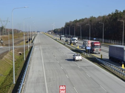 Sześć pasów przez 82 kilometry. Oto najszersza droga w Polsce