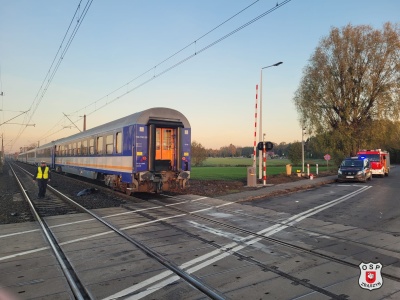 Nocny dramat na torach: śmierć kierowcy w Zbąszyniu