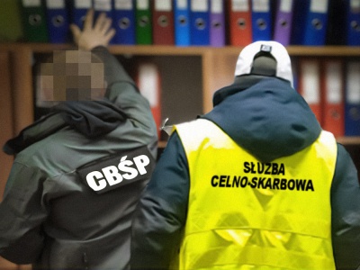 Podejrzenie wyłudzenia 300 mln zł podatku. Kujawsko-pomorskie służby w akcji