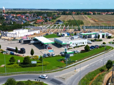 Nowy park handlowy we Wrocławiu rośnie w oczach. RGL przyspiesza tempo inwestycji