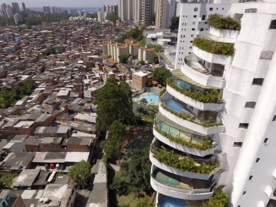 Rozwarstwienie dochodów odciska się w mózgach dzieci. Nierówności zabijają potencjał obywateli