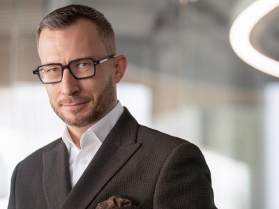 7R zaczyna budować magazyn w Czechach i wchodzi do Niemiec