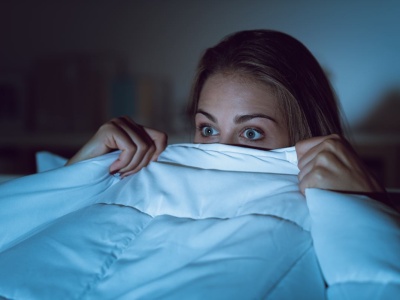 Dlaczego lubimy się bać? Naukowcy tłumaczą, czemu niektórzy są fanami horrorów i upiornych klimatów