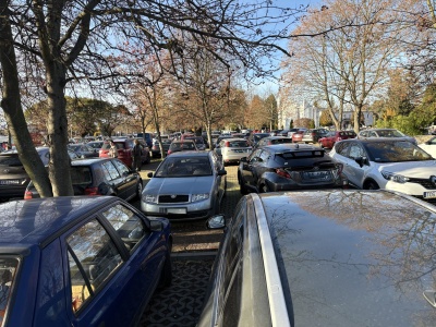 Wszystkich Świętych na cmentarzu komunalnym. Na parkingach asystować będą strzelcy i straż miejska