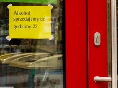 Rusza nocna prohibicja w Warszawie. Zakaz sprzedaży alkoholu