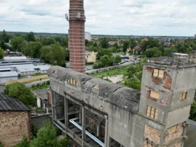 Miejsce we Wrocławiu jak z innego świata. Ruiny wielkiej niemieckiej fabryki stoją do dziś!