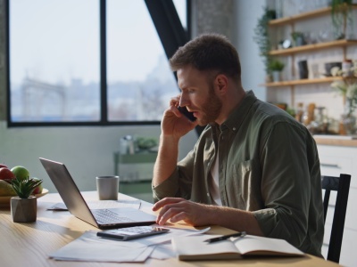 Prywatne mieszkanie pracownika na home office to nie stała placówka. Wyrok NSA
