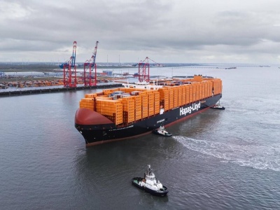 Hapag-Lloyd wprowadza do eksploatacji nowy megakontenerowiec. To już dwunasty taki statek