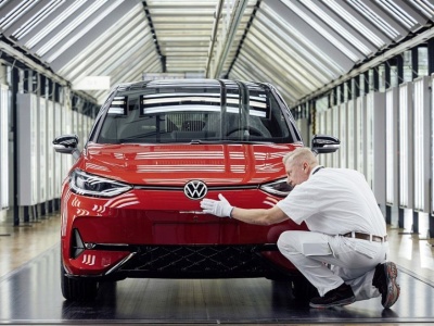 Ciężkie czasy dla niemieckiego giganta. VW pod kreską, ale Skoda prymusem