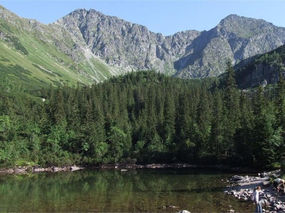 Beskidy skrywają cud, który znika każdego roku. Jesienią wygląda najpiękniej