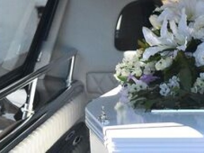 Zasiłek pogrzebowy od nowego roku wyższy, ZUS szykuje też waloryzację