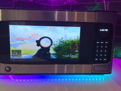 Gamingowa mikrofala, czyli granie nawet w kuchni