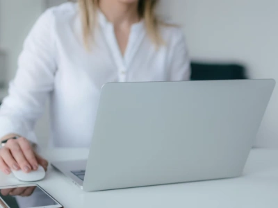 Cyberbezpieczeństwo 2025: jak sztuczna inteligencja zmienia zasady gry