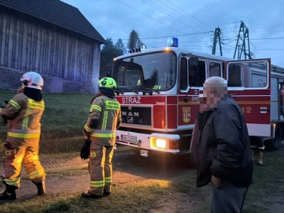 Fałszywy alarm w Stryszowie. Ognisko wzięto za pożar domu przy stacji paliw