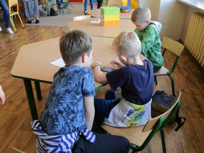 Dzieci od początku nie mają szans polubić szkoły. Słowa rodziców o świetlicy to smutne realia