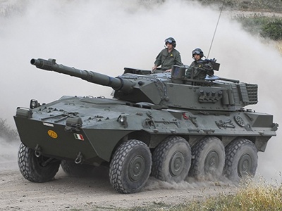 Centaury już są w Ukrainie i miażdżą najnowsze rosyjskie czołgi