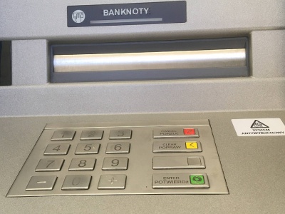 Blokada wypłat z bankomatów. KNF: gotówki nie zabraknie