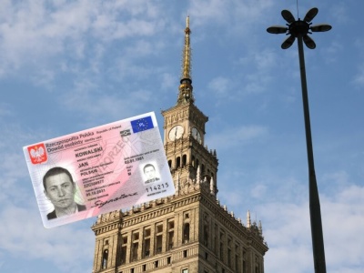 Masowy wyciek danych polskich obywateli. Co na to rząd?