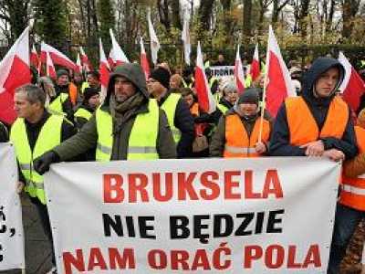 Protest rolników w Warszawie. W tle obrona polskiego sektora tytoniarskiego