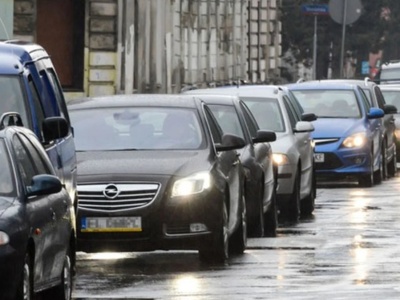 Światła mijania słabo świecą. Sam możesz sprawdzić dlaczego