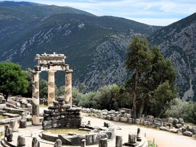 Polscy turyści ukradli starożytny artefakt w Delfach. 