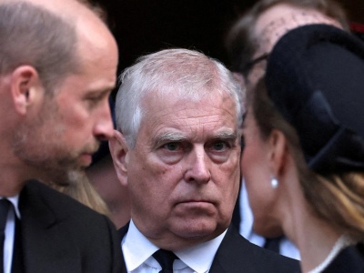 Książę William od dawna planował upadek swojego wujka. Informator ujawnia, że Andrzej miał obrazić Kate