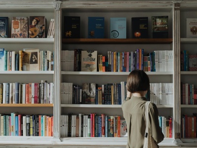 Jak wybrać najlepszą książkę o samorozwoju?