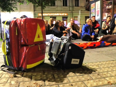 Miliony na ochronę Krakowa. Miasto kupuje sprzęt ratowniczy i szkoli mieszkańców