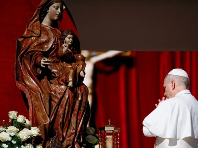 Nie będzie piątego dogmatu maryjnego. Dla Watykanu Matka Boża nie jest Współodkupicielką